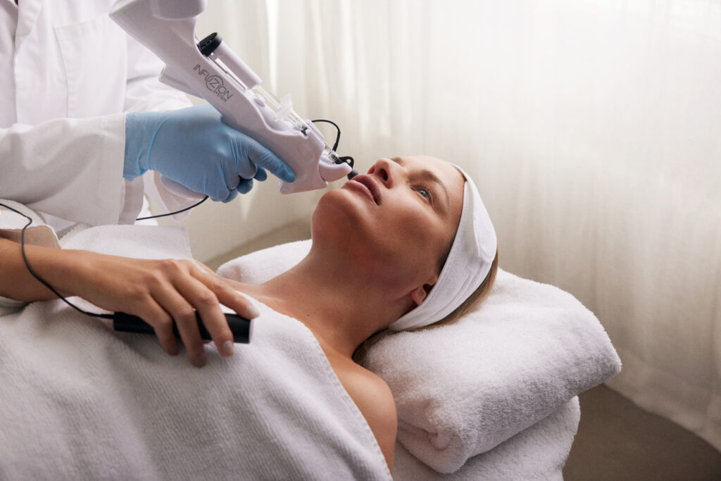 INFUZION System Behandlung im Beauty Institut LuXury